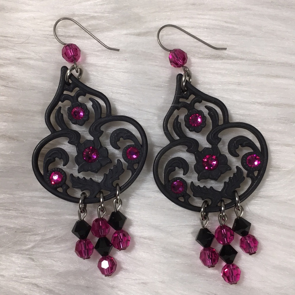 Tarina Tarantino Iconic Chandelier earrings